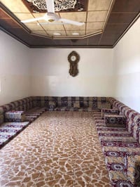 ديوان ارضي • مستخدم قليل • ٧×٣ ونص