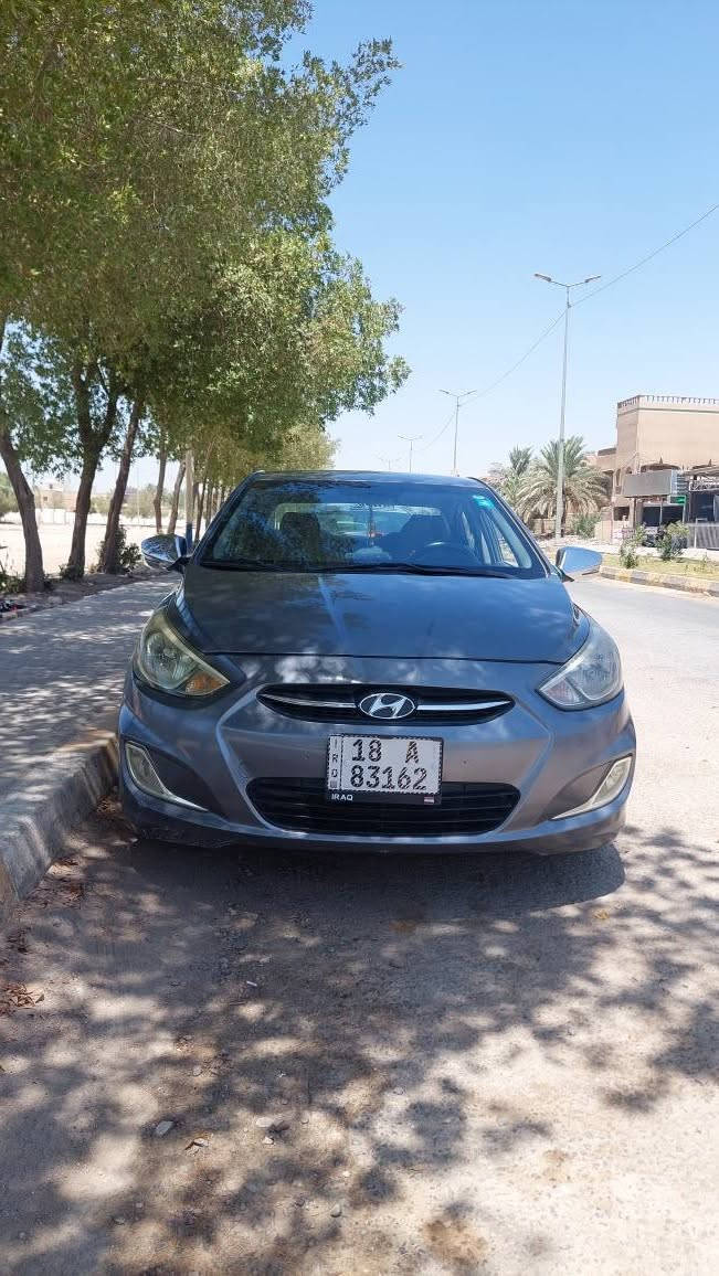 السلام عليكم 
هونداي اكسنت ١٦خليجي محرك ١٤٠٠ ماشية ١٦٦ صبغ قطعتين بدون دواخل دحجات فقط سيارة محرك كير خير من الله تبريد ثلج حدادية تمام مكاني بابل المركز للتواصل *********** حلة, بابل
