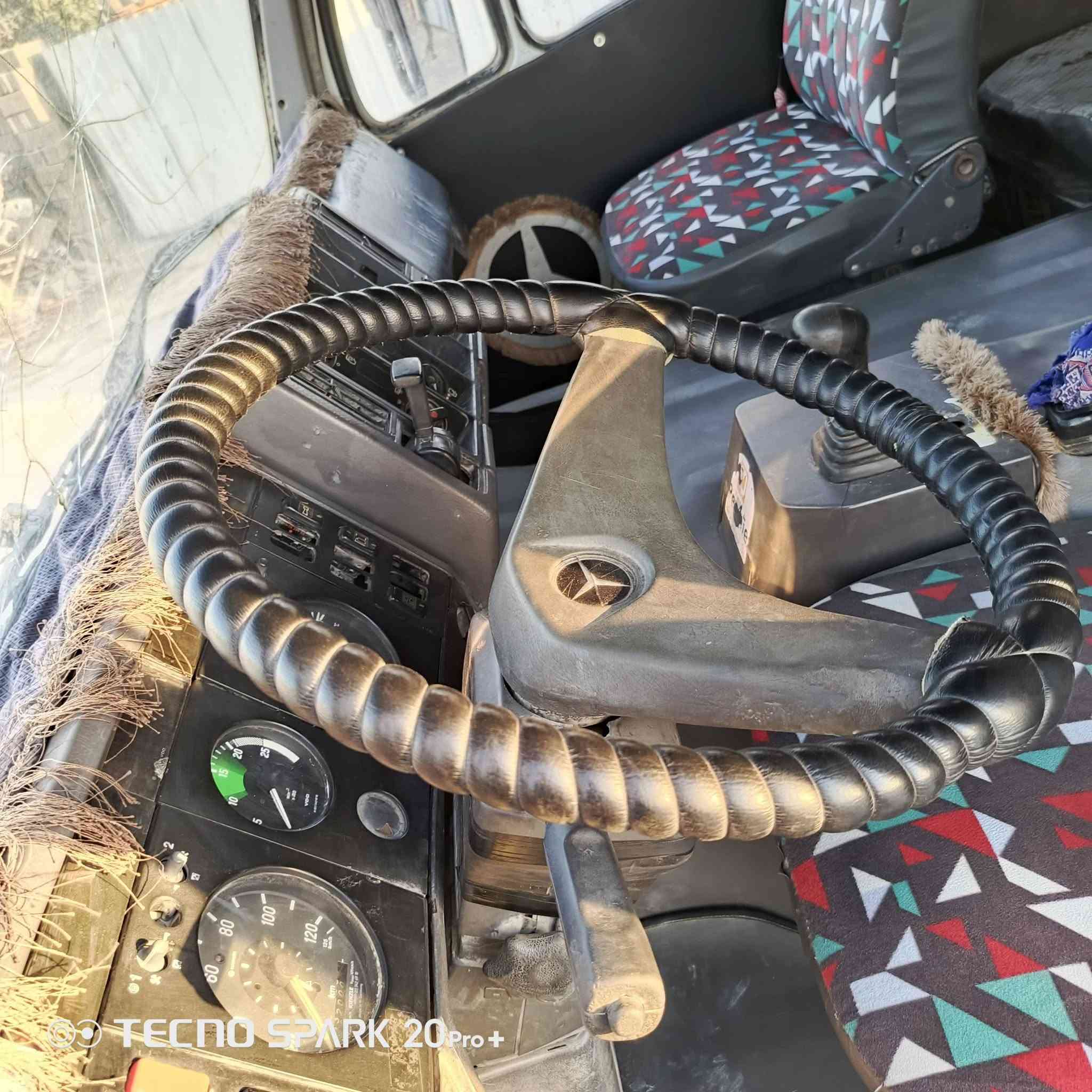 للبيع ..... كرواتي موديل 93 حجم 38.20  لاتصال ***********
