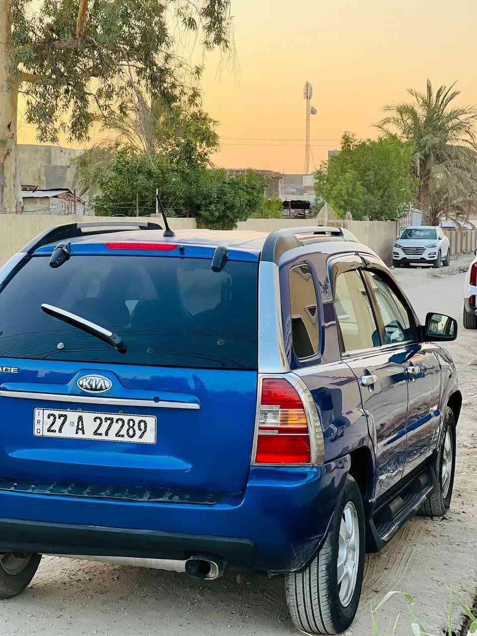 السلام عليكم سبورتج للبيع موديل ٢٠٠٨ محرك ٢٠٠٠ سياره جاهزه من كلشي مكينه كير حداديه تخم تاير كهربائيات كلها شغاله تبريد ثلج السيارة مكفوله من ضربه وكص بيهه رشات صبغ ابيع حزام رقم دولي بسمي سنويه لل29 مكاني بابل الشراي يتصل خاص ما اجاوب السعر 77 هاذا رقم الهاتف ***********

