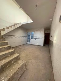 بيت حديث للايجار  منطقة السكلات ال١٥ الف  رقمه ١٥٤٠١  دار حديث طابق وب...
