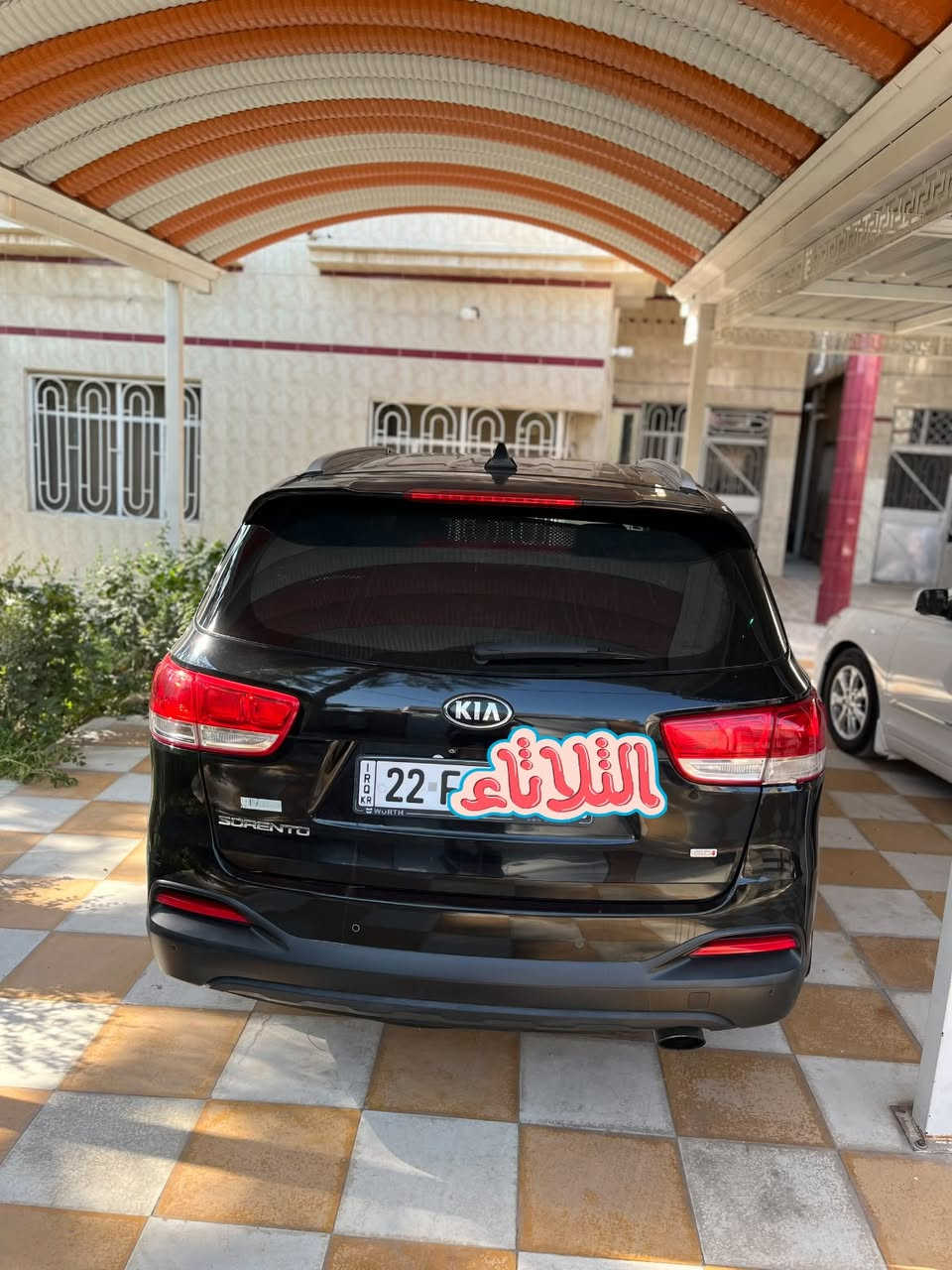 السلام عليكم '…..
سورنتو مديل٢٠١٨لون اسود
مكينه 2400gdi
مكينه مكفوله تبخير تقصير 
تحكمات ستيرن 
شاشه كبيره 
نفكيشن كار بلي 
كشنات اماميه كهرباء 
سبعه راكب
كشنات تدفىه تبريد 
تلث وضعيات قياده 
وارد امريكي حادثه بنيد فقط
رقم شمالي تحويل ثاني يوم
بصمه تشغيل بصمه ابواب 
سيارة خير من لله ستعمال بيت 

مكان السياره بابل معروضه ١٣٥ 

*********** اتصال أو واتساب

