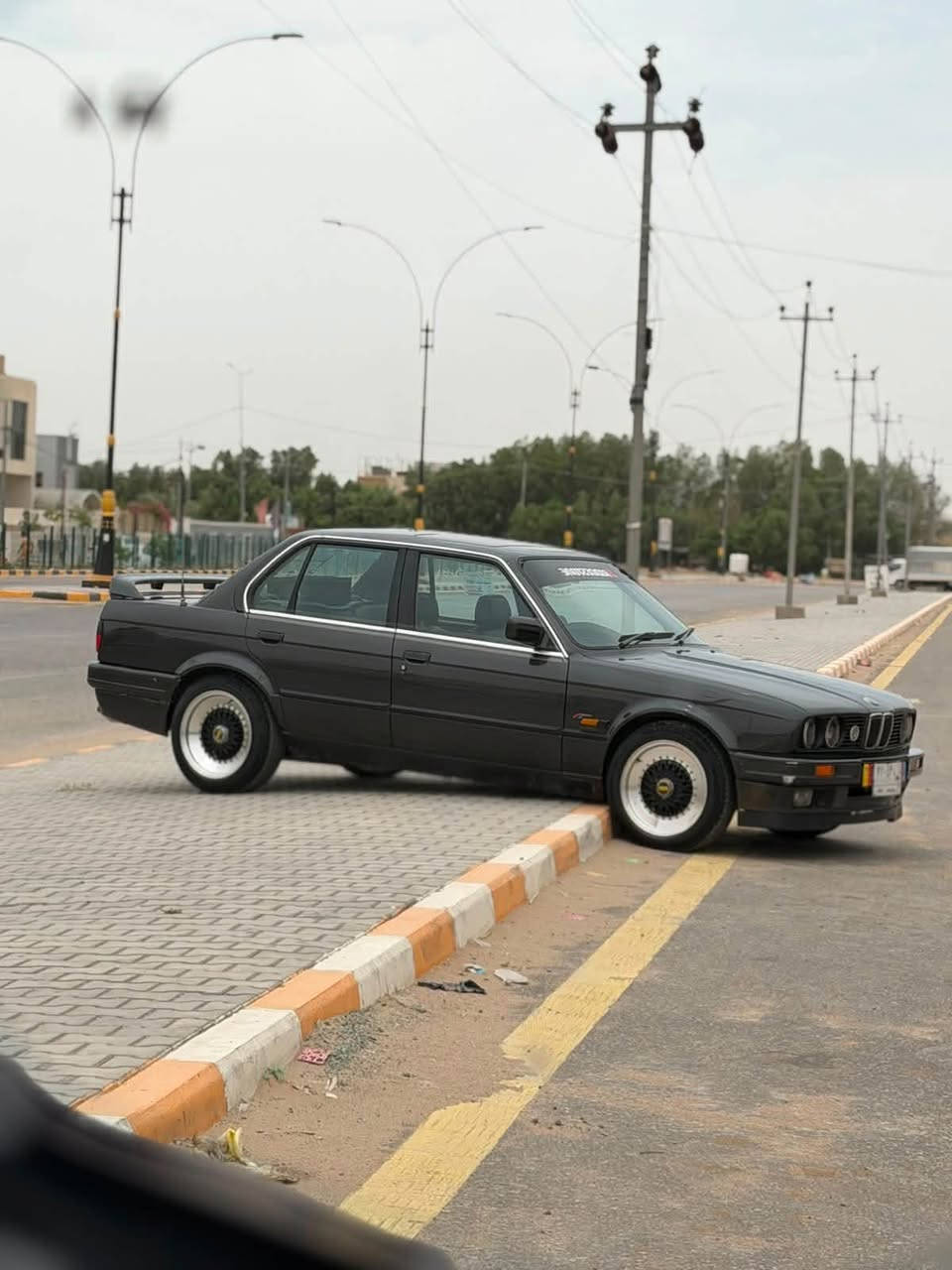 سلام عليكم
بي ام زعره موديل 90 سياره جاهزه تعمير جديد 
مكينه كير حداديه مكفوله لايت عالي ناصي زنون بكيت ليزري عمل ويل رياضي اكزوز رياضي من طول لطول غرفه جديده جلد بطاين جدد جام اربعه كهرباء سياره جاهزه ربع مذب عليه مكينه بلاديه 
عنوان :النجف الاشرف
سعرها 38 وبيه مجال بصيط
رقم هاتف : ***********
