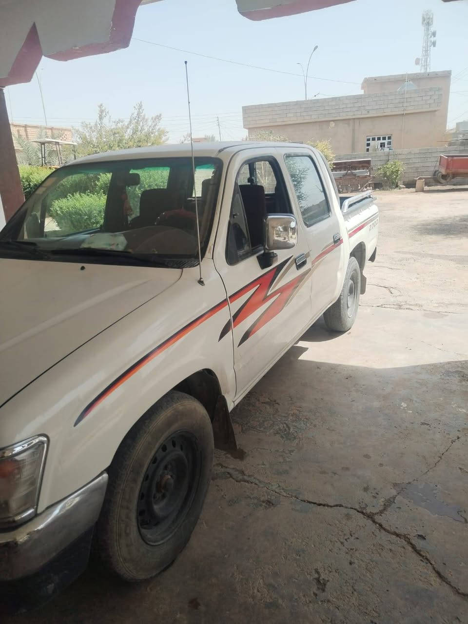سلام عليكم بيكم  موديل ٩٩ GIx كير محرك اكسل كفاله سيارة بور ستيرن جام كهرباء تبريد تدفئه ❄️سيارة خير من الله  سعر   ٧٥ وبيهه مجال  مكاني صلاح الدين رقم ***********ملاحظه السياره مكلوبه مبدل سقفيه.

