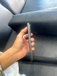 poco F7 غني عن التعريف amn ذاكرة 256/رام 12 كم لمزيد يشغل 120fps فريم ...