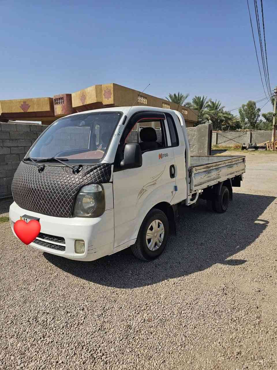 السلام عليكم 
كيا حمل للبيع ٢٠١٣ رقم بغداد 
السياره مكفوله وجاهزه كير محرك اكسن كفاله تخم تايرات جديد 
مكان السياره بغداد ابو غريب 
***********
***********
