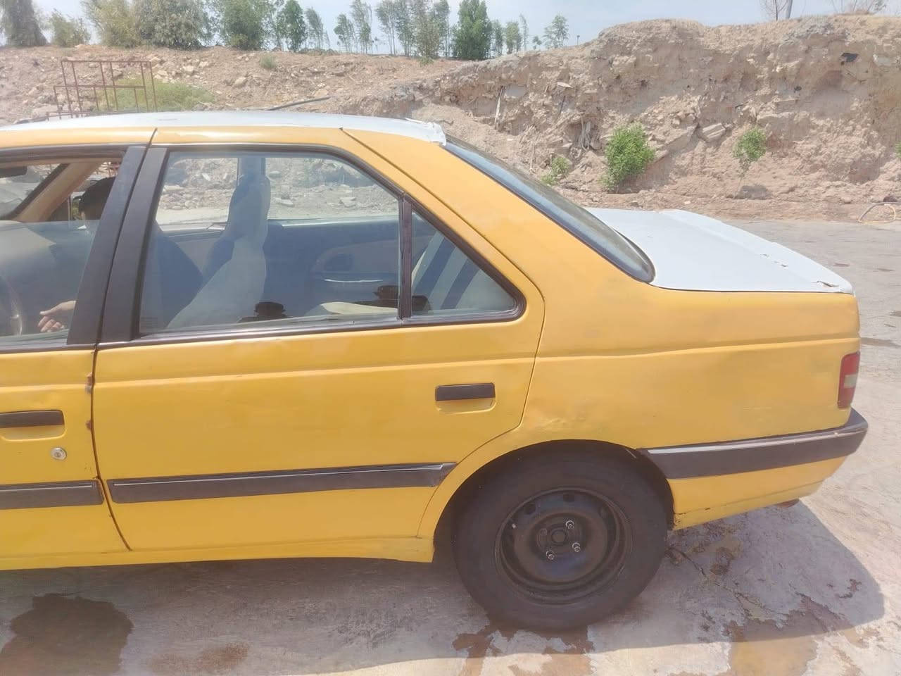 تحيه طيبه بيجو بارص ٤٠٥ موديل ١٢ مكينه وكير كفاله كهربائيات كله شغاله سياره ناعمه ترايهه ناعم رقم بغداد حلوه سياره راعيه يطلب ٣ أوراق وضيعت رقمه ابيع بدون راعي اكاتبك سرقه وعشاير مكاني كوت مركز مدينه *********** السعر ١٩ وبي مجال شي قليل
