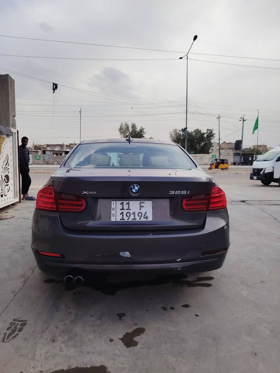 السلام عليكم من رخصة مدير الكروب المحترم بسعر مناسب أو مراوس ب 7راكب BMW F30 أعلى فىا  328 اربعه سلندر توين تيربو صاروخ ارضى ورقم مميز فول مواصفات أمريكي بدون حادث مرشوشه كلير فقص تبريد قطعتين ثلج السعر 125 رقم *********** بي واتساب

