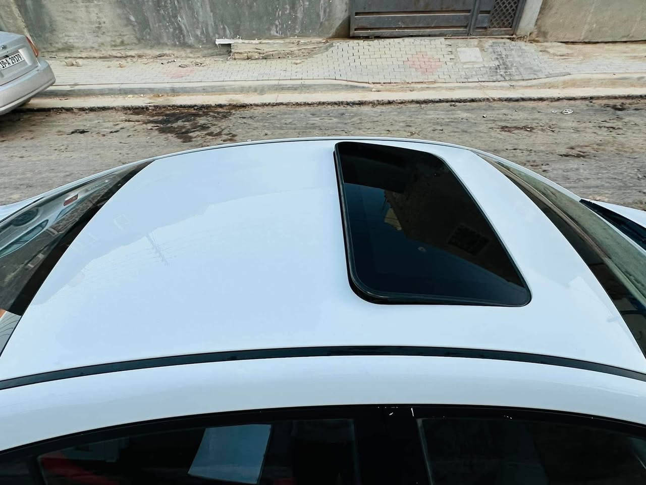 النترا 2017 فول مواصفات خليجي GLS
السعر135 بيع مستعجل مواصفات فتحة سقف محرك 2000 دوش المرغوب 

شاشه كامره خلفية تحكم ستيرن جهتين رقم انكليزي كربلاء 

 ثلاث وضعيات قيادة  

5 ويل كب 17 

اشاير بالمري ومري شفط لايت وبك لايت زنون 

كشن مخمل

السيارة مكفوله من الصبغ ماعدا الدواسة اليمنه بيه شبر واليسره السيارة خير من الله 

  السعر 135 مكاني كربلاء  الافضل مراسله خاص قليل متواجد ع ررقم  رقم الهاتف ***********
