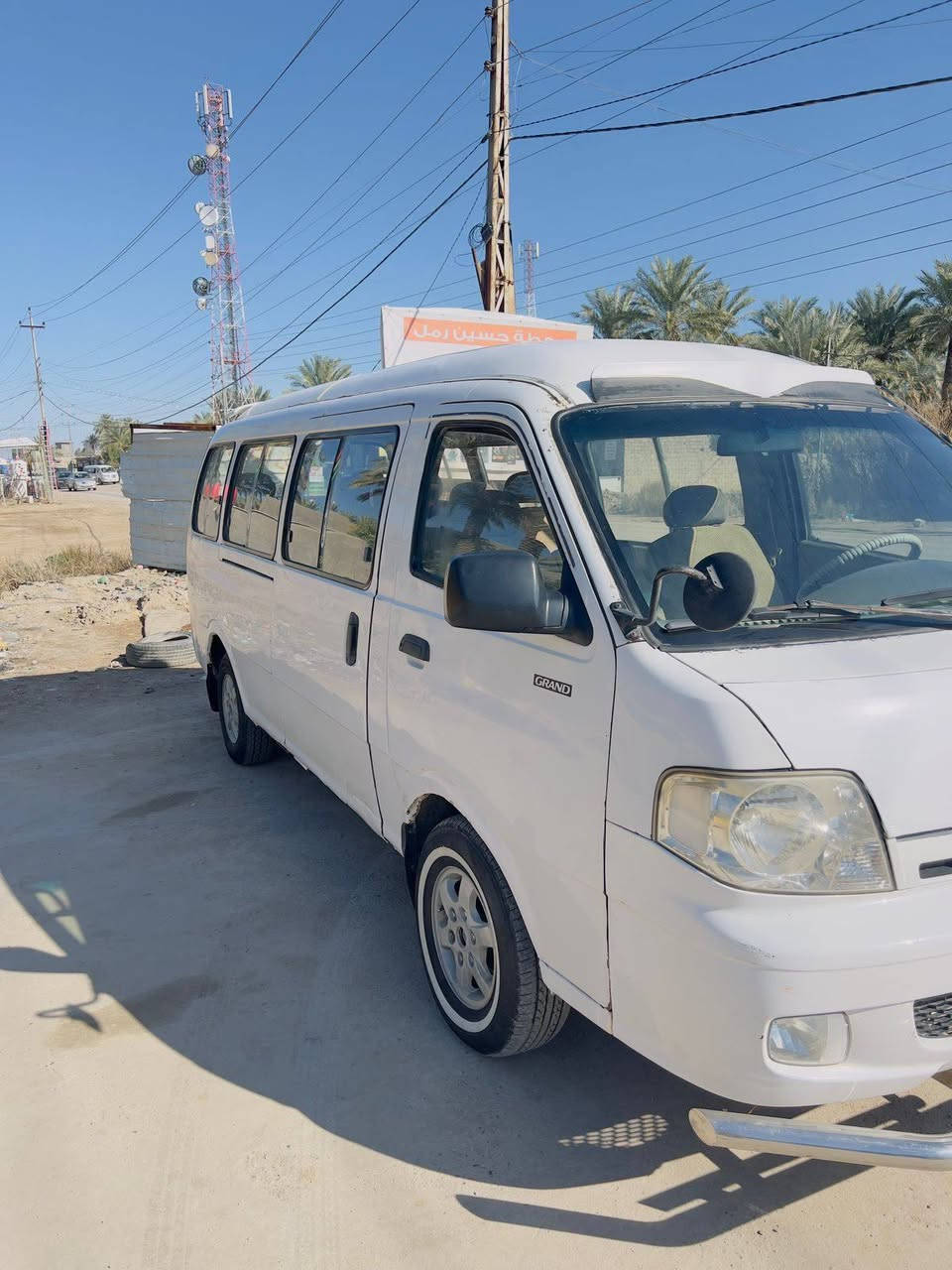 سلام عليكم بريجو منغولي موديل2005 كفاله عامه من الصبغ بيها بارد فقط مكينه وكير كفاله دواخل نضيفات السياره بأسمي رقم نجف رقم جديد وسنويه جديده السعر اتصل وتدلل ***********
