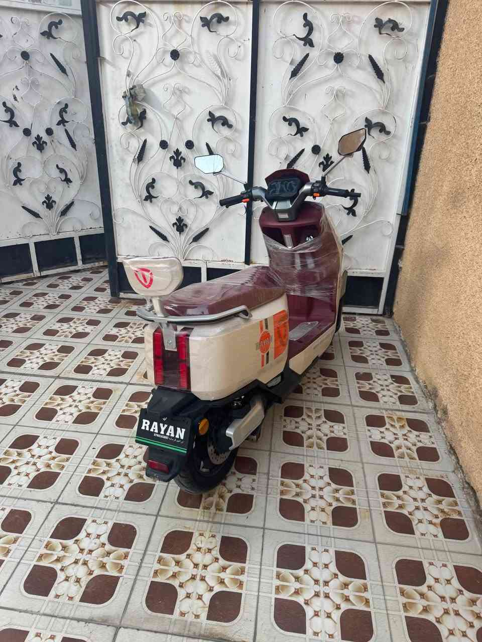 ‏دراجة وحش الكون Vybe دراجة جديدة نظيفة دراجة معروفة مواصفاتها العنوان بغداد الشعله السعر 1,000,050 بيها مجال استفسار اتصل ***********￼
