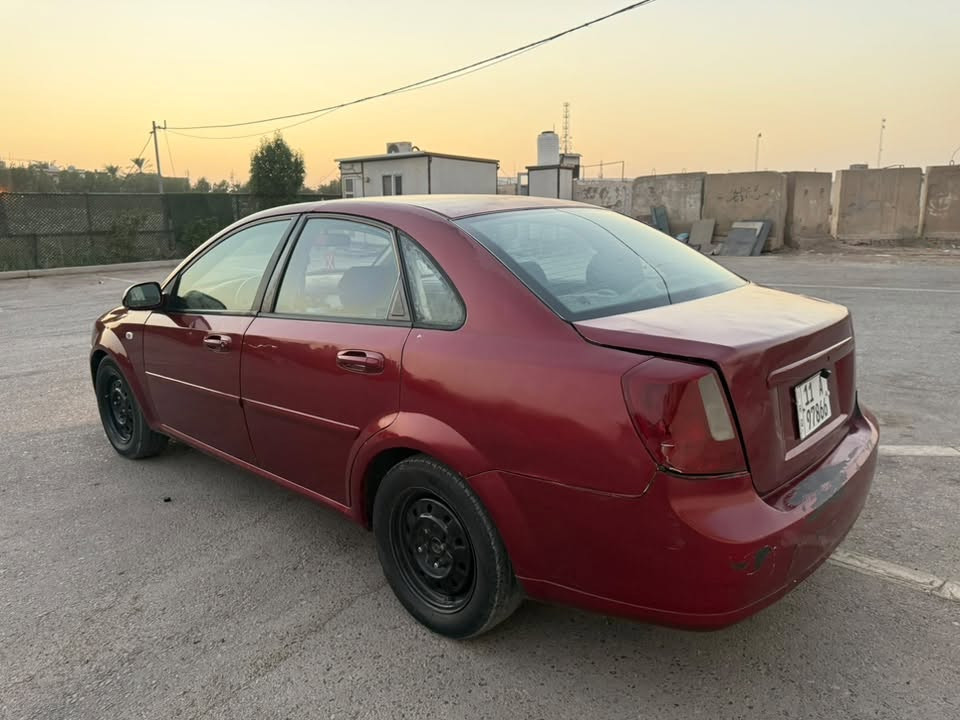 شوفرليت فورنزا موديل 2008 رقم بغداد باسمي تحويل مباشر كير ومحرك وتبريد وصدر وتايرات كلها جاهزه ضررها صندوك وجاملغ خلفي ومصبوغه حزام وجراد خفيف بلقماره السعر (55$) وبيها مجال بيع او مراوس حسب القناعه العنوان بغداد العامريه (***********)
