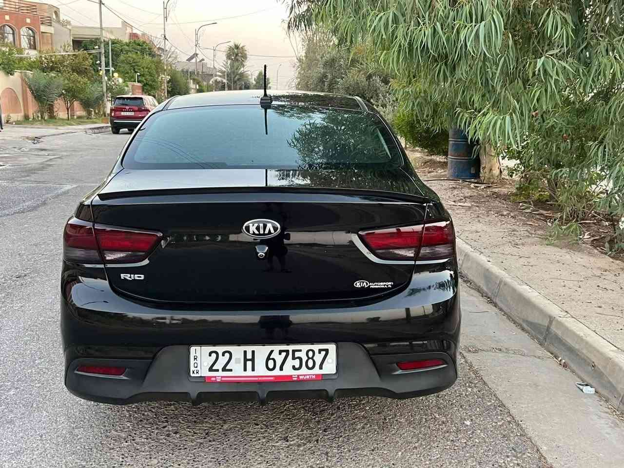 السلام عليكم🟢
كيا ريو موديل 2019 للبيع ومراوس إب تكسي حسب القناعه رقم اربيل بأسمي ثاني يوم احول لك رقم وسنويه وهزه كلو جديد سنويه2031🟢بيها كربون بانزين  مكينة ما مفتوحة وضع شركة،، وكير AT شرط كلو بلادي بعد ،،طخم تايرات جديدة🟢 السيارة جاهزة من كلشي ،، والسيارة بيها  سونار   مكاني موصل يارمجه الشرقية 🟢سعر103 وبيها مجال لشراي *********** وتساب
