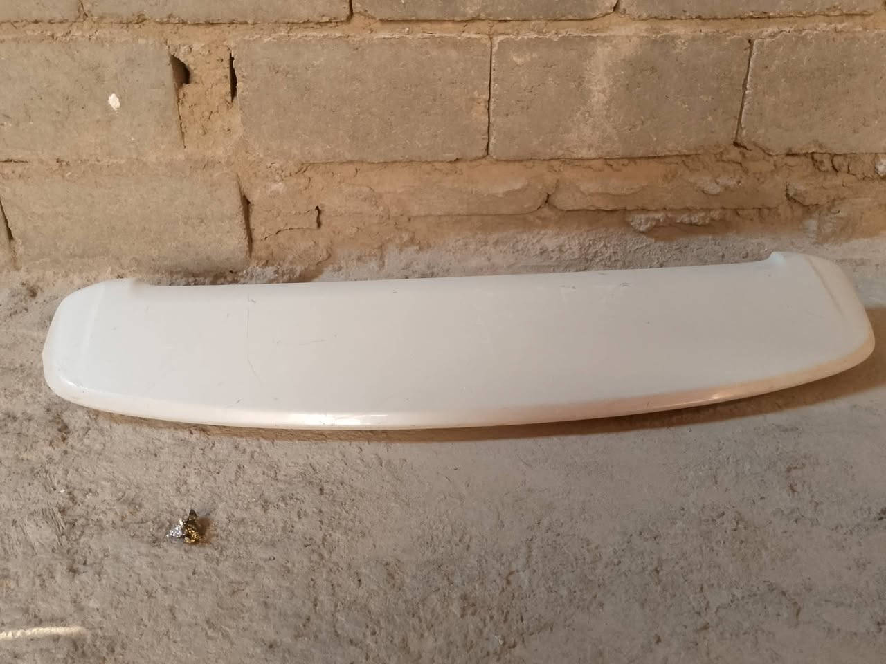 السلام عليكم كاسحه وبك لايت يمين ويسار مال كيا عموشه وترهم عله بريجو الكاسحه ‏‪***********‬‏
