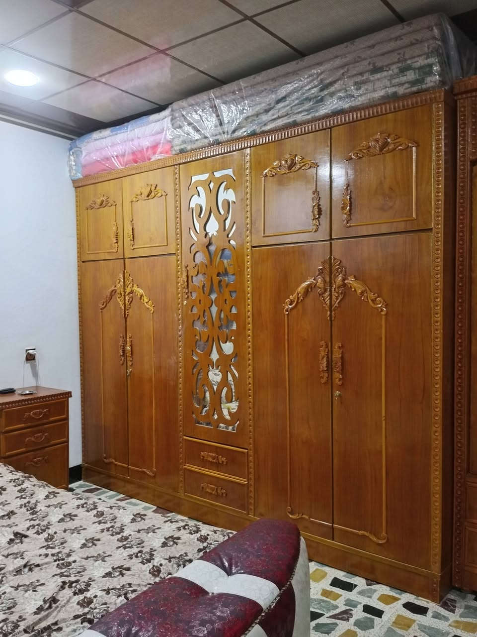 غرفه نوم مستعمل للبيع السعر 850الف وبي مجال 
تخت طفل طابقين مستعمل خشب ثقيل درجة اولى السعر 250قفل قفل 
العنوان الموصل الرشيدية سايدين قطاع السادس قرب اول استدارة قرب المقبرة الاستفسار الاتصال على الرقم او الواتساب والواتساب فقط بالليل مفتوح 
***********
***********
