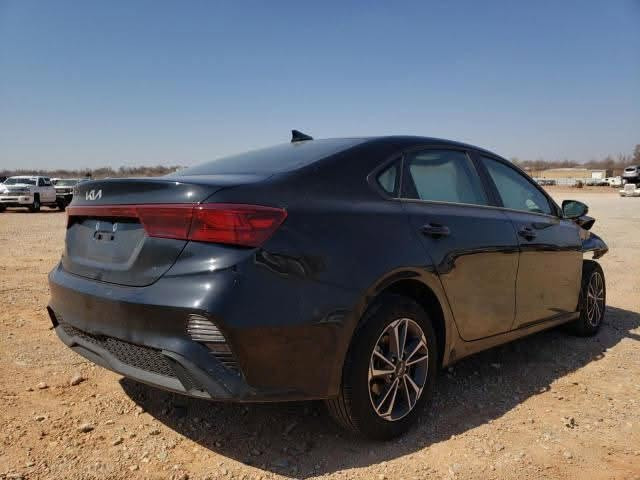 السلام عليكم شباب
فورتي 2022للبيع بدون دواخل التفاصيل بالصور ***********
