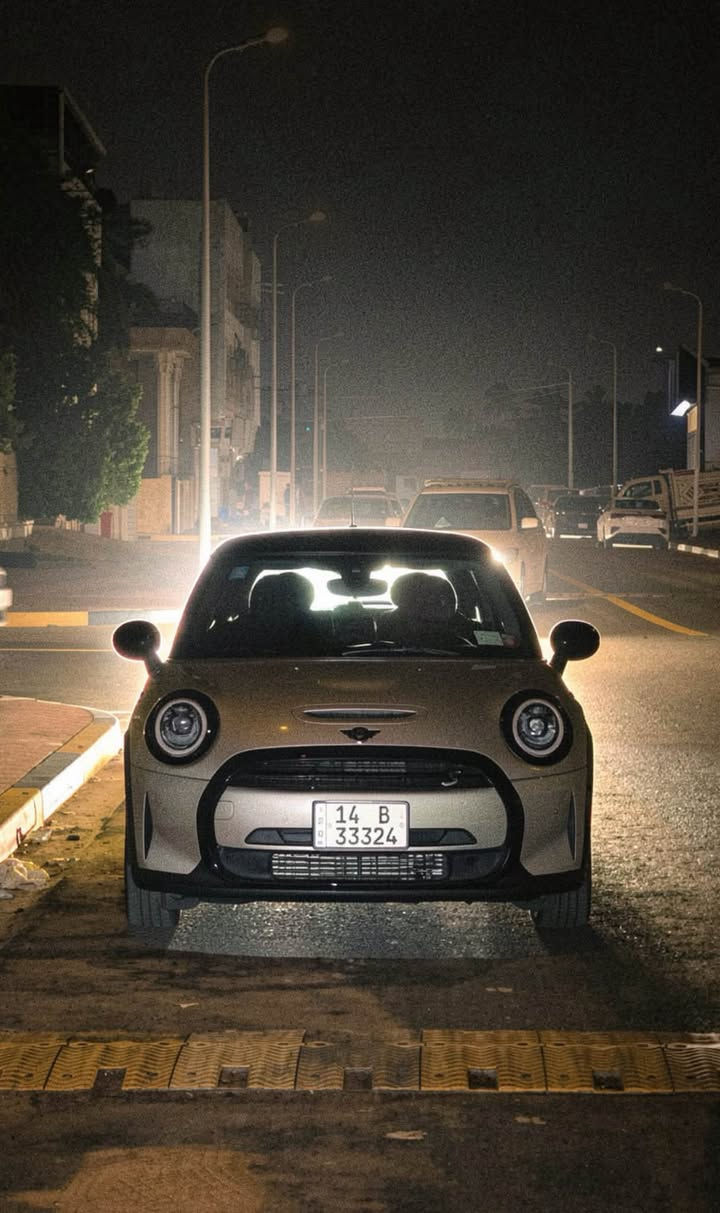 ميني كوبر • شحن كهربائي • ٢٠٢٤
