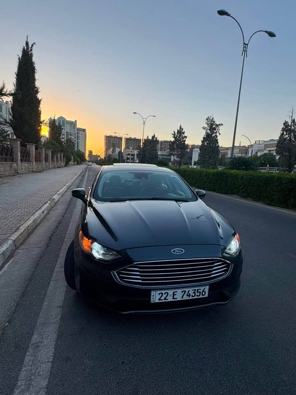Ford fusion 2020
فۆڕد فیوژن SE مۆدێک ٢٠٢٠ 
٨٠ هەزار مایل ڕۆشتووە
مەکینە ١٥ تۆڕبۆ
بەسمە // دەرگا بەسمە  // سلایت  
سوکان ڤۆلیۆم // تعدید سرعە 
سێ شاشە و شاشە گەورە // کارپلەی و ئەندرۆید پلەی 
ڕاداری پێش و پشت خەتی جادەی 
ئۆتۆ ستۆپ // ئۆتۆ هۆڵد /ئاوێنە ڕادار 
مۆدی سپۆڕت // مۆدی قوڕس 
گێڕ ماوس // برێک ئۆتۆ 
گوشین کارەبای // گوشین جلد 

وێنەی عادیسەکەی هەیە تەنها دوو چاملغی سبوغە بێ ناو گرتن بەس ئەیرباگی شانی تەقیوە 

هەزە و سەنەوی نوێیە تا ٢٠٢٧
تەحویل و غرامە بەشەرت 
سەیارەکە لە هەولێرە 
بۆ زانیاری زیاتر پەیوەندی بکەن 
*********** أربيل, العراق
