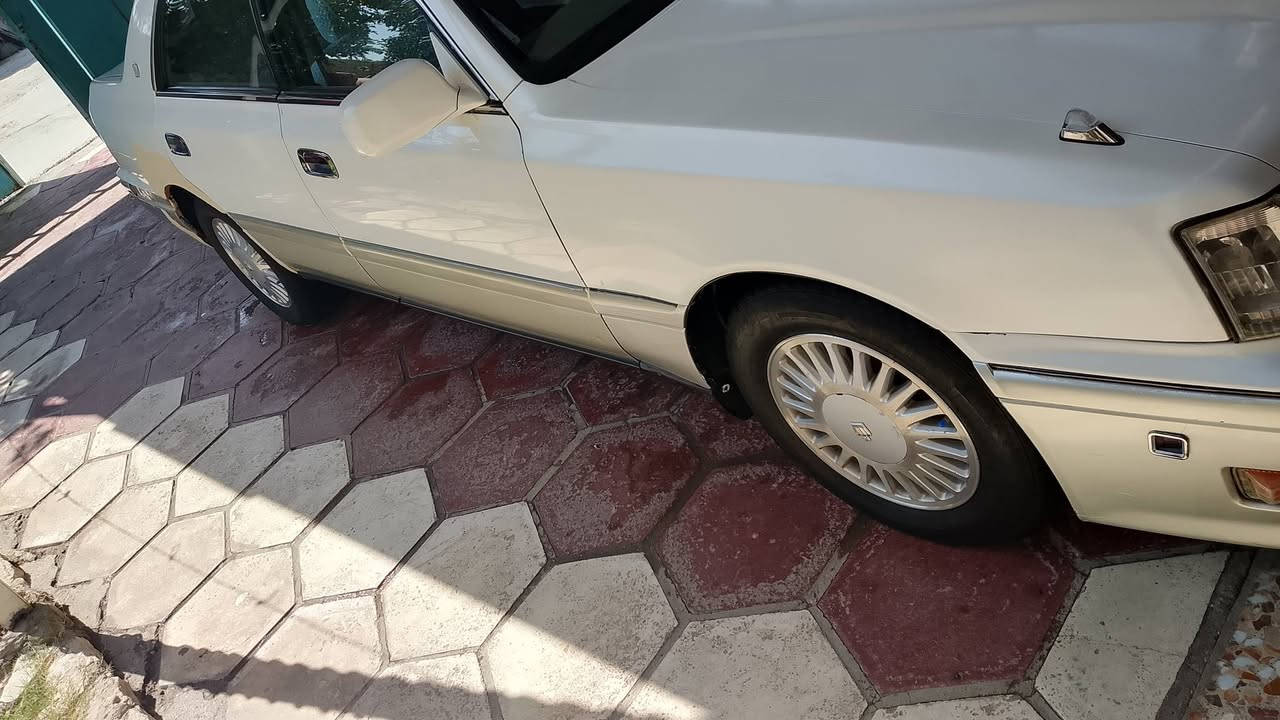 سلام عليكم اخوان راس الثور فلات للبيع مكان نجف ابوصخير الستفسار ***********
