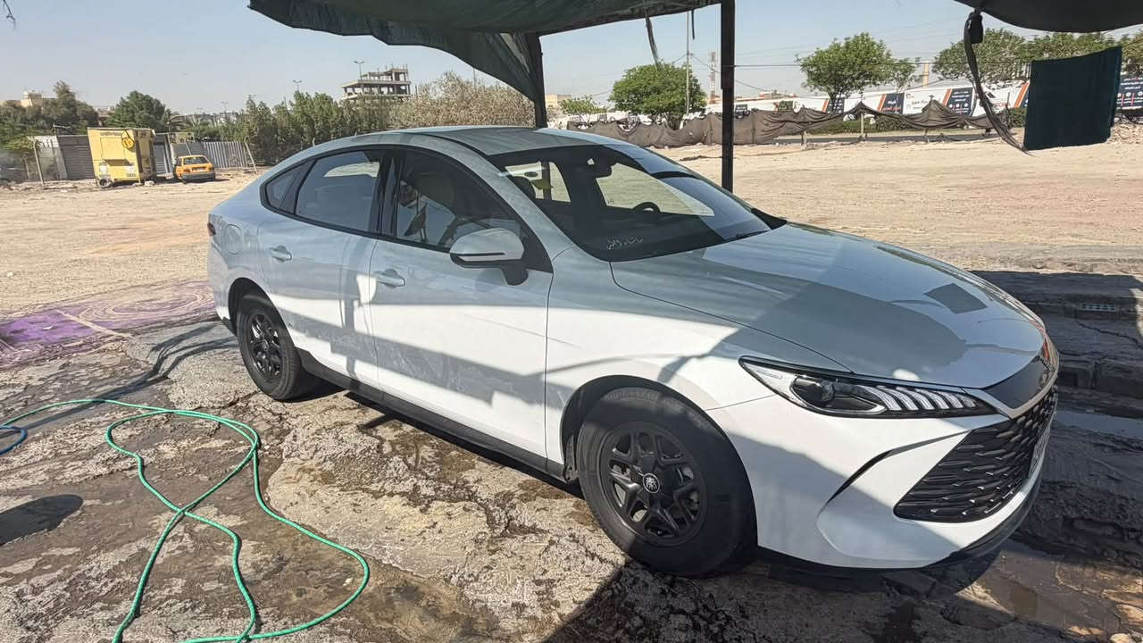 السلام عليكم
كن بلاس 2025 داخل ابيض ماشية تقريبا 33 الف 
مكفولة عدة رصعة ب الهلال الخلفي عكس السايق 
سيارة جاهزة ومناقصهة شي
العنوان بغداد حي الجهاد 
***********
