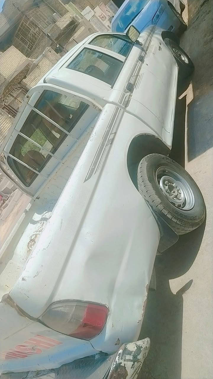 سلام عليكم
بيك اب مسيوبوشي 2004 
سيارة جاهزة مال شغل 
رقم بغداد باسمي 
***********
