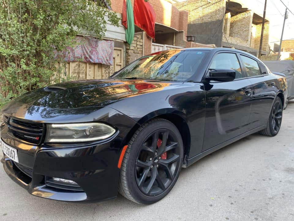 سلام عليكم جارجر2020 sxt فول مواصفات 1/1 السعر200 مكاني بغداد شعب ***********  محرك3600سته سلندر فتحه سقف/كشنات جلد وكهرباء/خزن ميموري/بصمه تشغيل/ حساس خلفي وكامره/ رقم بغداد بسمي بيه قطعتين جاملغ وبنيد  بدون دواخل ماشيه73
