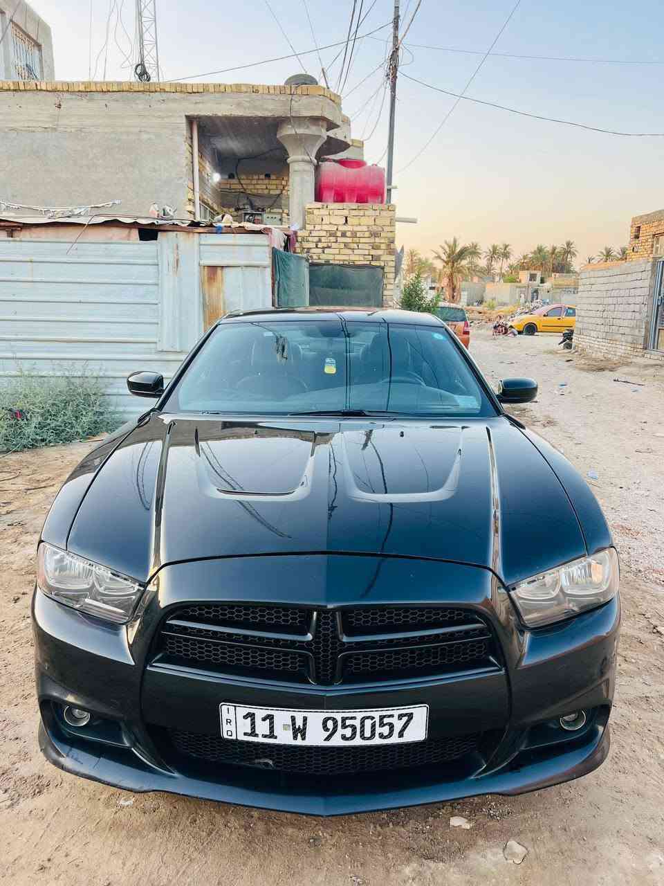 دوج جارجر2014 اصل
مكينه3600 SXT 
رقم بغداد بسمي 
ماشيه 171 mi حقيقي 
مواصفات  
مامشتغله خط
تو ويل 
كير عصا 
شاشه كبيره 
ويل كب حجم 18 
حداديه جديد 
تخم تاير جديد
منضومه تبريد كامله جديده 
كير مكينه اكسل كله بلكارتون 
مكان السياره ديوانيه 
الشراي يتصل 
الرقم *********** السعر 150 وبيه مجال
