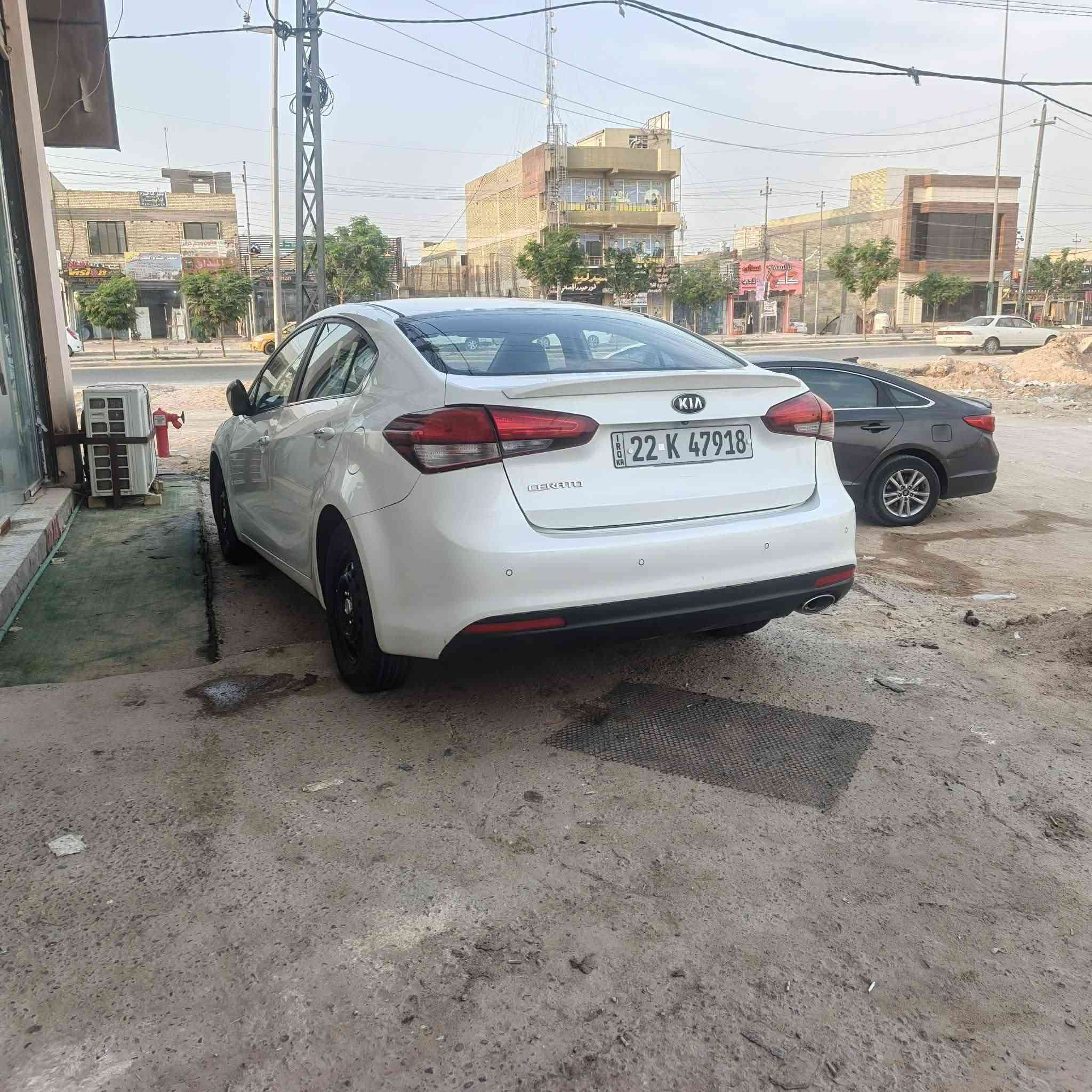 سيراتو مديل 2018 مكفوله كفاله عامه سياره جديده ماشيه 102 السياره احله من صوره السعر 133بي محال قليل ***********
