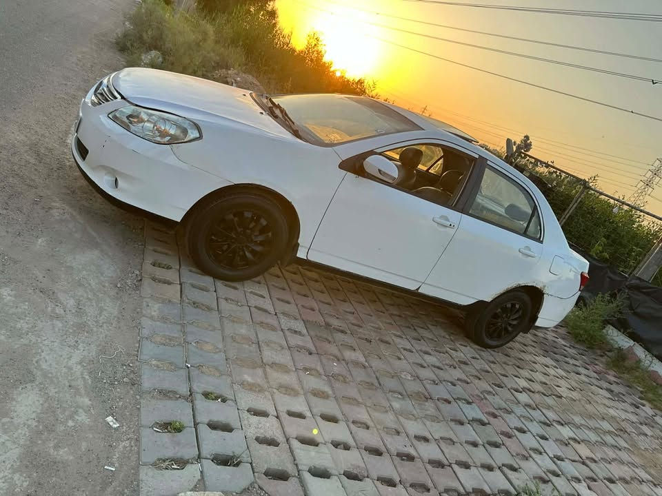 سلام عليكم 
بي واي دي جي ثري مكينه هوندا كير عادي. 
كير مكينه مكفولات تبريد شكد ما اكلك بارد متصدك تجي تشوفه وتحكم مسوي جديد كله بس تبريد كلفني ٤٥٠ الف 
غرفتها جديده مابيها لا معجون ولا صبغ جاملغ ايمن اني مبدله القديم موجود 
سياره ب اسمي. تحويل اريد 
سنويه ورقم جدد. 
مكاني الشعب قرب سيطره الشعب 
*********** 
السعر ٤٥ وبيها مجال قليل 
ديالى سياره مشروع وطني وين متريد تحول حول
