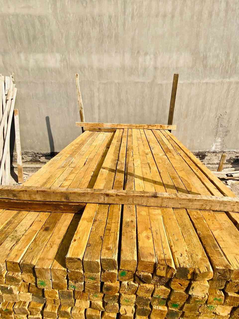 سلام عليكم سير طول 4متر 4*4+لوح 4متر  لسعر مناسب جدااا مكاني حله للتواصل ***********
