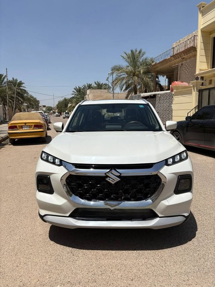 ‎🚗 للبيع أو المراوس
‎سوزوكي جراند فيتارا 2024

رقم بغداد باسمي والمالك الأول للسيارة نظام مقترض 
وكفيل وكالة باسم المشتري 

‏‎📍 الموقع: المثنى – السماوة 

‏‎✨✨ المواصفات :
‏‎🔹 محرك هجين خفيف (Mild Hybrid)
‏‎🔹 سعة المحرك: 1.6 لتر – 4 سلندر اقتصادي
‏‎🔹 كاميرا 360 درجة لرؤية محيطية كاملة
‏‎🔹 حساسات  أمامية وخلفية 
‏‎🔹 مثبت سرعة 
‏‎🔹 نظام الثبات الإلكتروني + منع الإنزلاق
‏‎🔹 وسائد هوائية أمامية وجانبية للحماية الكاملة 
‏‎🔹 نظام مراقبة ضغط التايرات 
‏‎💰 السعر:150$ وبيه مجال حق الجيه
‏‎للاستفسار الاتصال *********** واتساب 

‏‎#للبيع #سيارات_للبيع #سيارات

