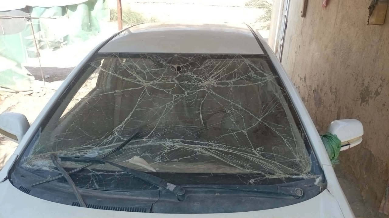 جيلي ام كي مكينه وكير وتخم تاير كله جديد كهربائيات شغاله للبيع سعرها ١٨ وبيها مجال تحويل ثاني يوم المكان الديوانيه مكلف بل نشر ***********
