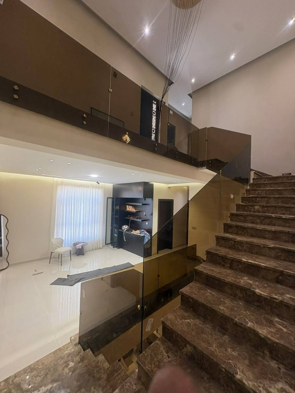 سجاد الإدريسي • ألمنيوم وPVC • البصرة
