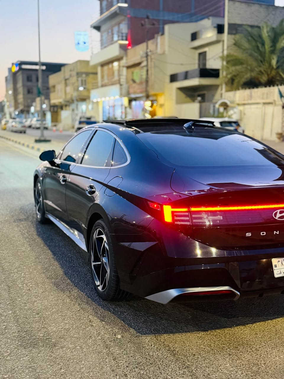 سوناتا 2024 فول الفول 1/1
ضررها دعاميه اماميه نفسها مصلحة بارد قليل بداية البنيد بدون ايرباك بدون صبغ بدون رقم تترقم جميع المحافظات عدا المحافظات الشمالية 

الـمـواصـفـات ،

محرك سيارة 2.5  تنفس طبيعي
 
•  خزن ذاكرة كشن

•  كشنات جلد

•  إشارات LED

•  كشن السايق تحكم كهرباء بل كامل 

•  كشن الراكب كهرباء

•  بانوراما على كامل السيارة 

•  تشغيل عن بعد 

•  جنطة ذكية عند الاقتراب تفتح وحدها 

•  سستم أيرباك كامل 

•  شاشات متصلة قياس كبير 

•  مثبت سرعة 

•  ابل كاربلي 

•  أندرويد اوتو 

•  تصعيد وتنزيل الجام من المفتاح 

•  دخول ذكي من باب الراكب والسائق  

•  كير 8 نمر 

•  شفتات بل ستيرن لتبديل النمر 

•  وبعد مواصفات هواي 

سيارة جديدة كلش مكانها نجف وعارضها 183 وبيها مجال للشراي 
واتساب *********** النجف, العراق
