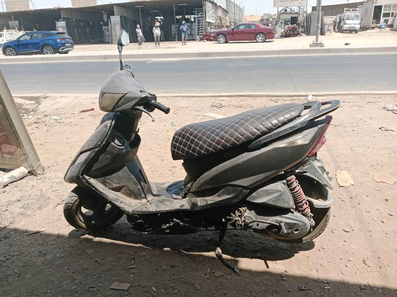سلام عليكم دراجة ثعلب للبيع لدراجة لواير مال باتري مگطوع مطلوبة 175وبيهة مجال الرقم
***********
