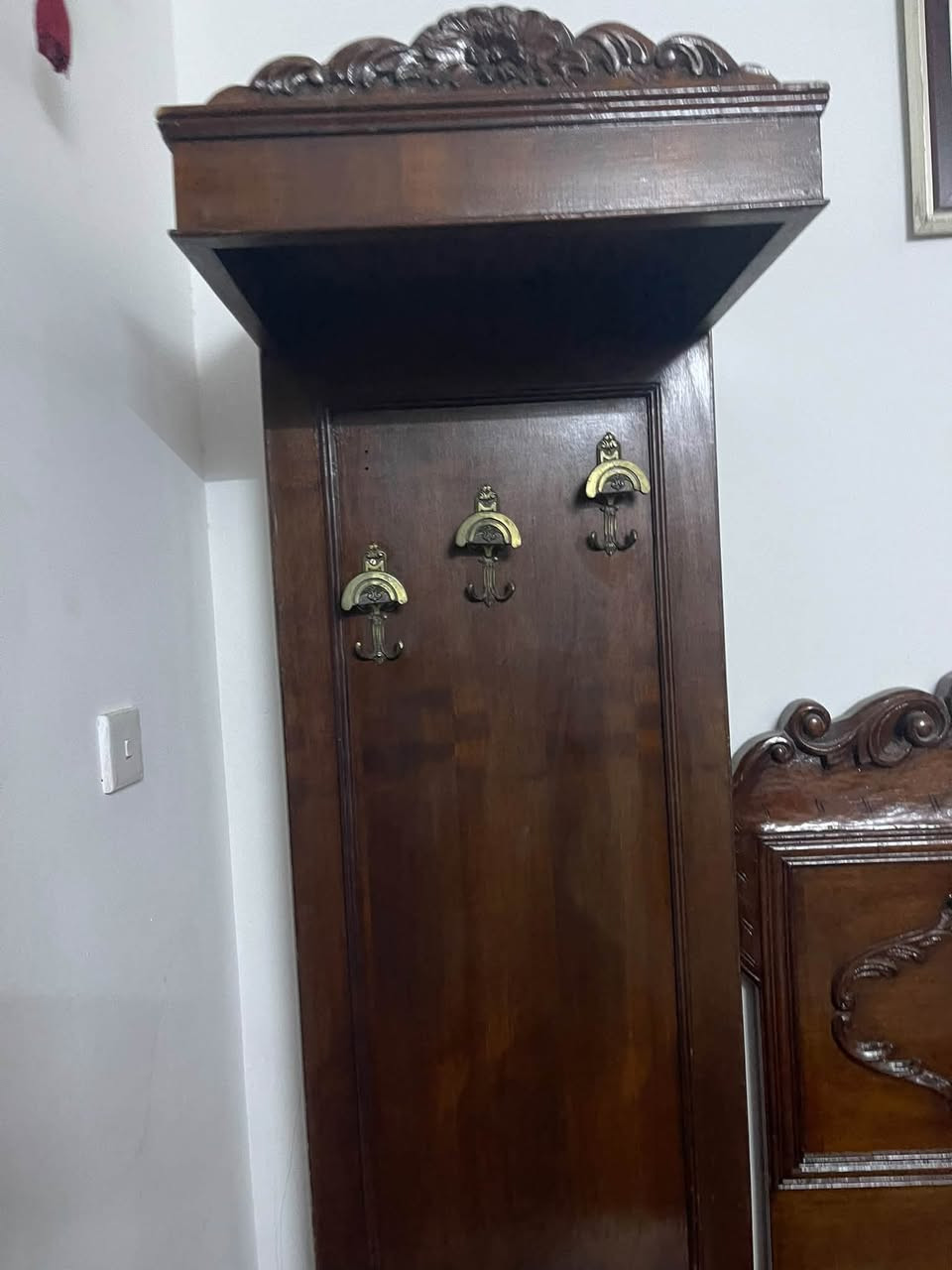 غرفة انتيكة • ٧ قطع • نظيفة ١٠٠/١٠٠