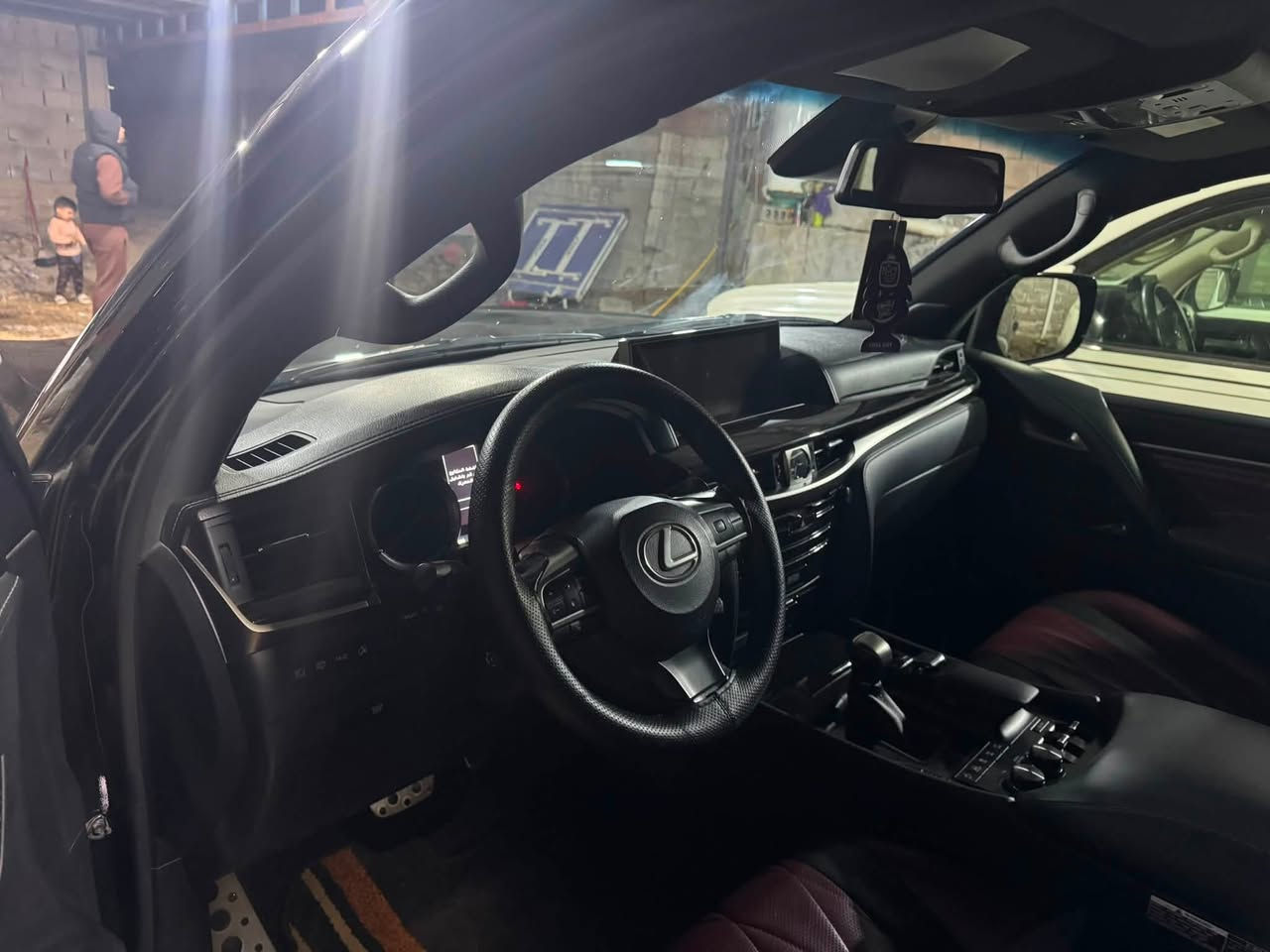 لكزس LX570-2021
كورلا بلاك ادشن فول مواصفات داخل احمر أبواب شفط كفاله عامه رقم بغداد دولي مشروع وطني تحويل وين ما يعجبك 
سعرها ٨٢ الف وبيها مجال
***********
***********
***********
