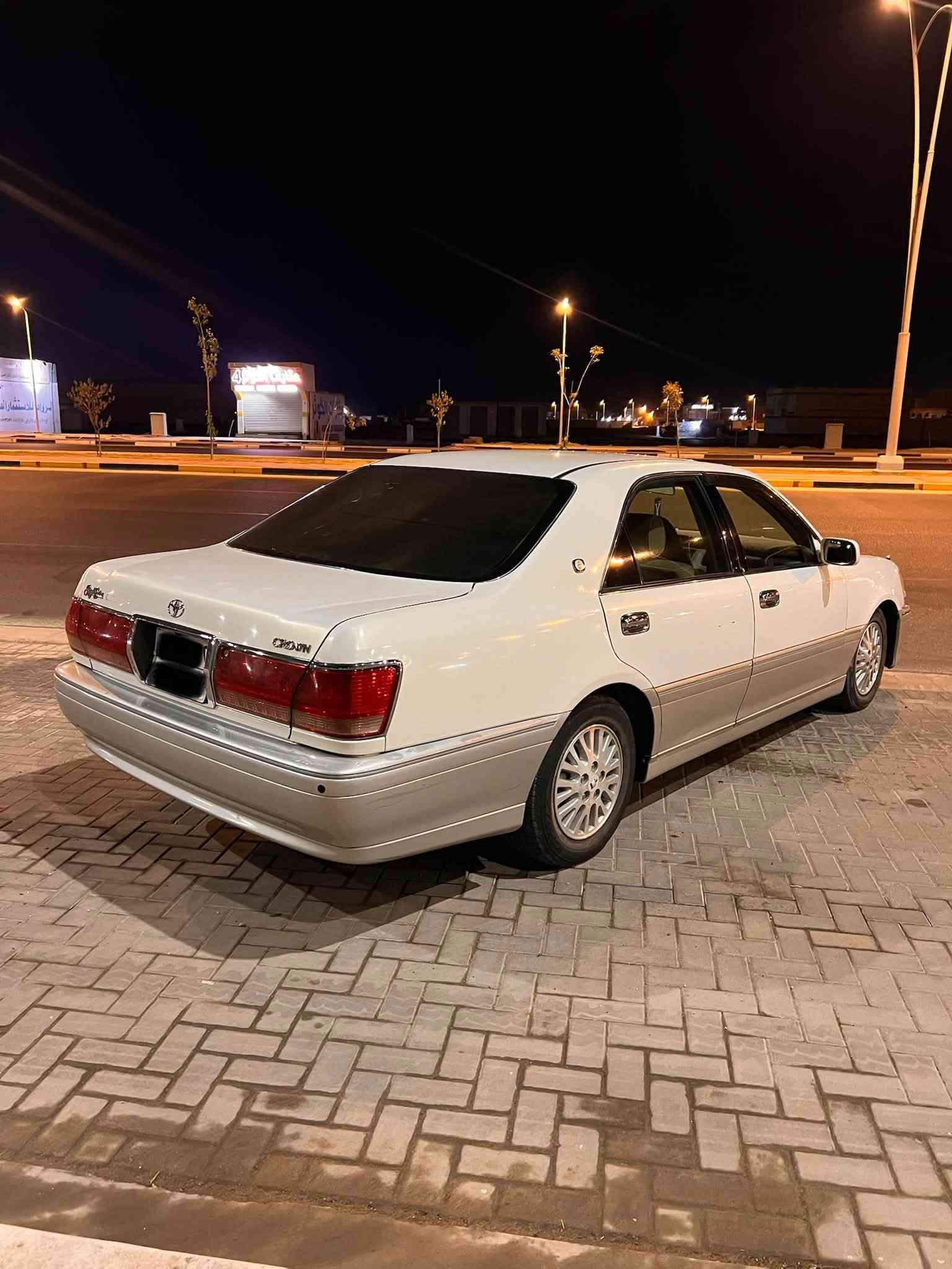 ملكه ادوات  2001 كصت جنطه. دكمه وحده  
 السياره جديده كسر كارتون زلغ مابيهه 
دواخلهه جديده صفاحهه موس 
كير مكينه جدد حداديه جديده تبريد ثلج
كرهبائيات شغاله من الطول لطول 
كلوب ما مشتغل بل عينه ابد
تايرات جدد حداديهه جديده 
اترايهه مال زيرو وين ليدور رخيص او جديد
مكاني بصره سعر33وبيهه مجال جدا قليل حك الجيه *********** للتصال 
شعدك امراوس نزل كوري امريكي
