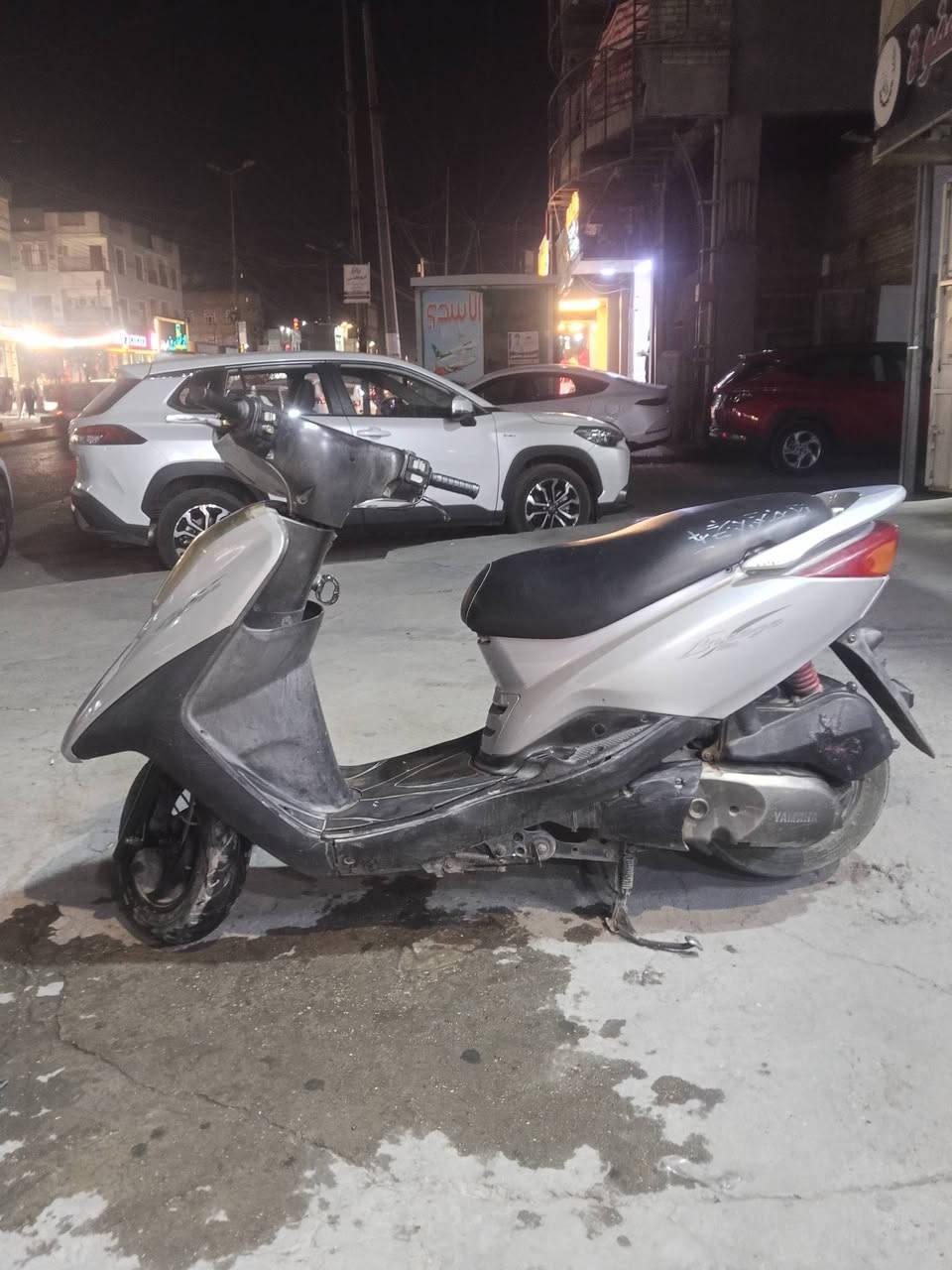 سلام عليكم دراجه بريز للبيع نوزل دراجه نضيفه مامفتوحه مكاني بغداد حريه  ***********
