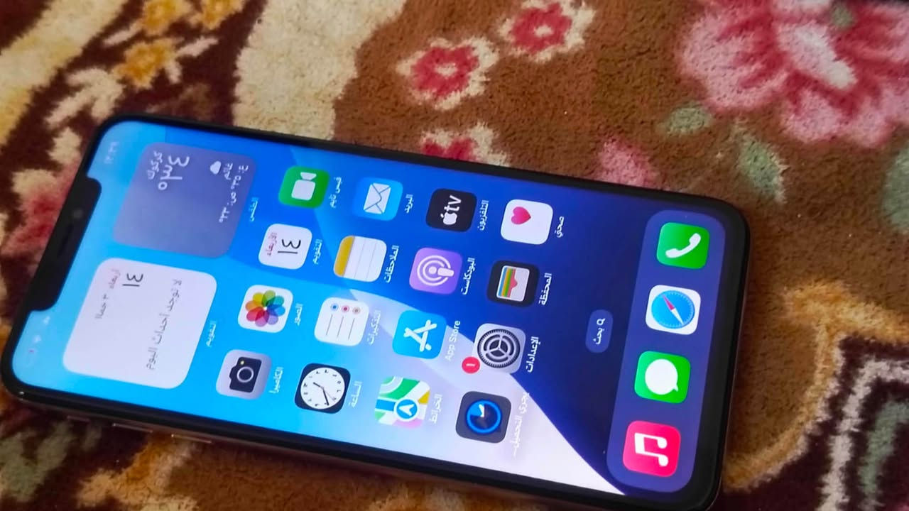 ايفون اكس اس ماكس • ذاكرة ٦٤ • بطارية ٧٤