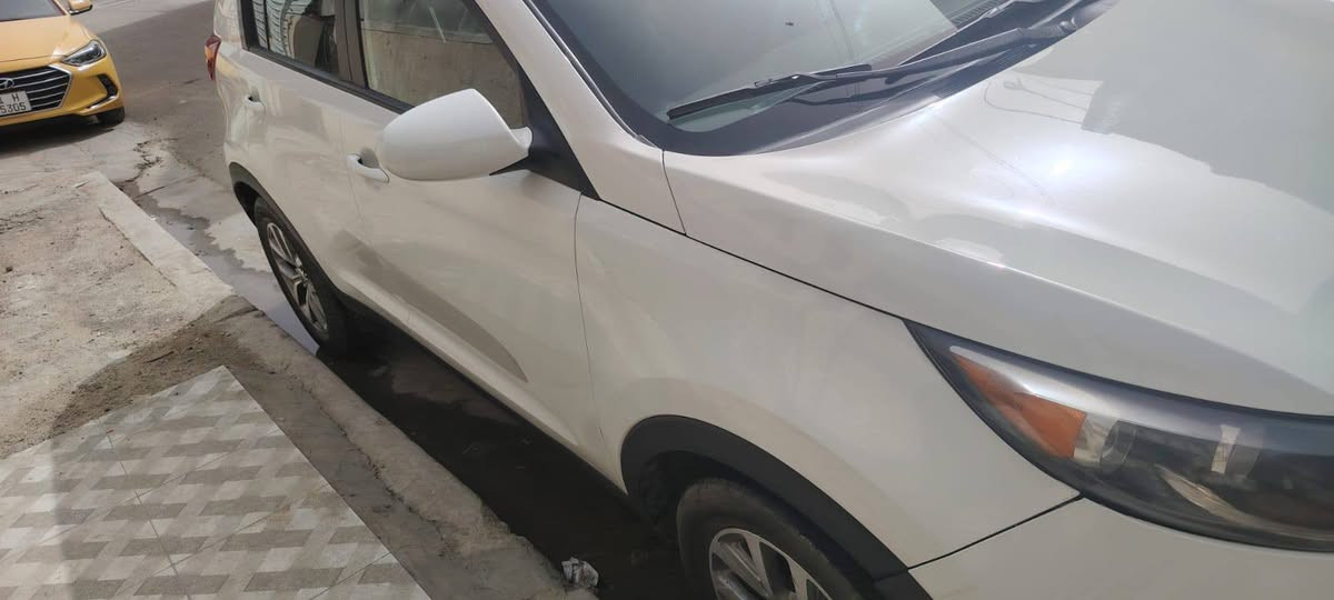 سبورتج ٢٠١٥ بدون صبغ جاهزه من اي شي مابيها نقص رايدها ١٣٥ بيها مجال بكاني بغداد شهداء البياع
***********
