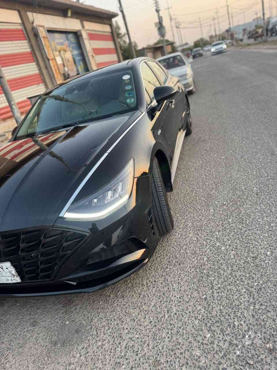 السلام عليكم ورحمة الله وبركاته سوناتا2022 وارد امريكي بيها بنيد وجاملغ بدون شواصي وبدون دواخل سياره بصمه وتشغيل  عن بعد  حلوه مواصفاتها مكينه2500 المرغوب  سياره نضيفه تجي وتشوف بعينك السعر ب147 ورقه  وبيها مجال البصره خور الزبير  اتصال ‭ ***********‬ 
وهاذه وتساب ***********
