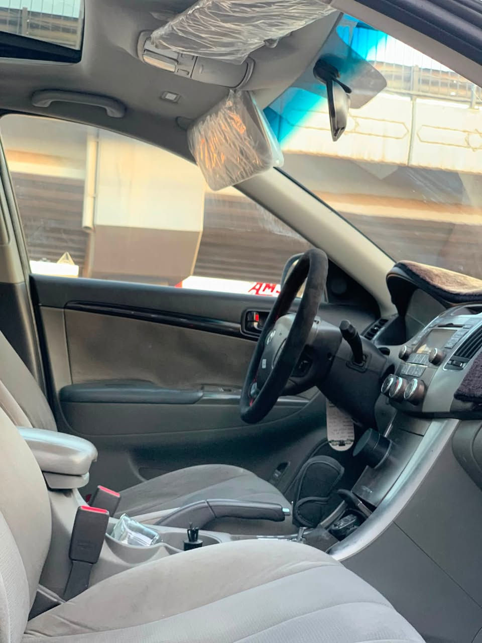 للبيع سوناتا 2009
امريكي محرك 2400 دوش 

تبريد ثلج فول مواصفات 

فتحه وتحكمات كير محرك كله بشرط 

تخم تاير جديد 

سياره مكفوله عدا بارد بل جاملغ 

مكان السياره الفلوجه 

السعر 118

***********

