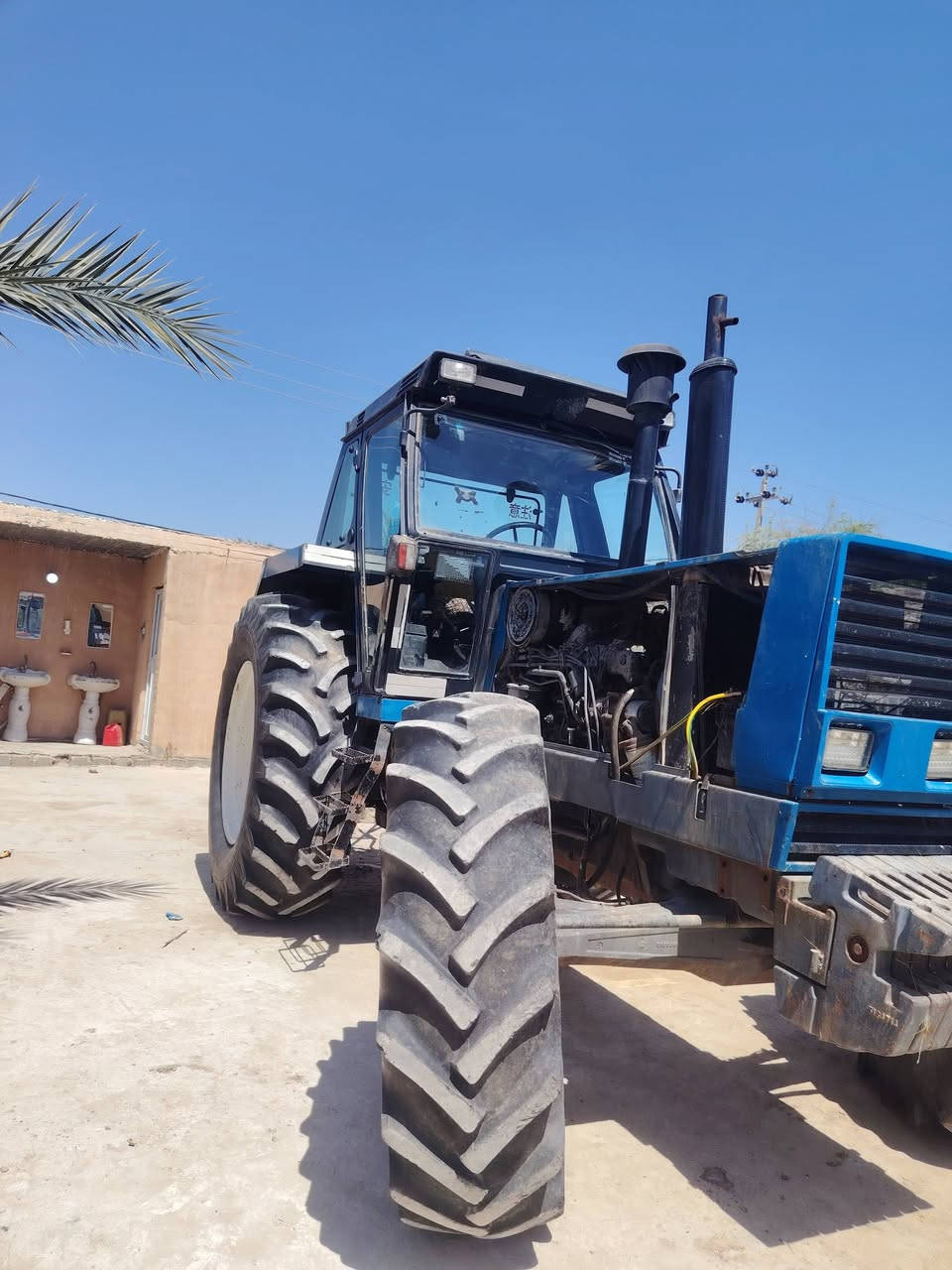 سلام عليكم  مكينه فيات حجم 180 فول عادي اكسل بارز تكمه عريضه.  مكينه  رقم واسط 
للبيع او المراوس ب حجم 160/140
***********
