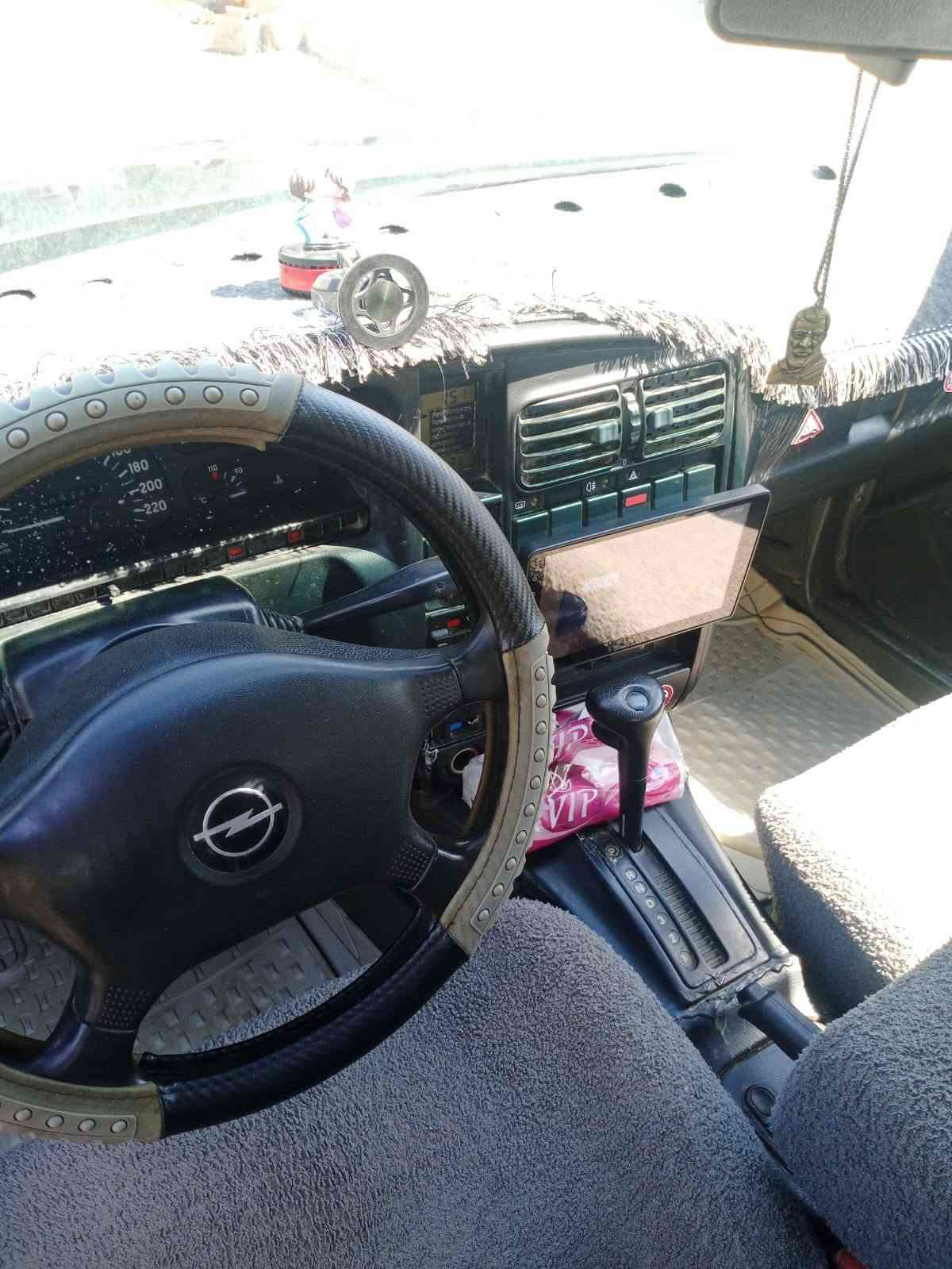 اوميكا رقم بغداد شرط تحويل والغرامه محرك كير اوتو شرط موديل 92خليجي اصل تبريد بس متروكه يحتاج كبريسر خياسات معمره بس يحتاج صبغ كلير جماليه
مكاني كركوك حي عسكري 
 ‏‪***********‬‏ طوز, صلاح الدين
