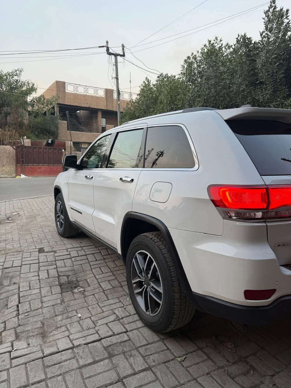 السلام عليكم جيب ليمتد موديل ٢٠١٩ كلين تايتل فول مواصفات مكفوله كفاله عامة من الدعامية للدعامية رقم سليمانية بسمي 
السعر 243$ 
بغداد السيدية 
***********
