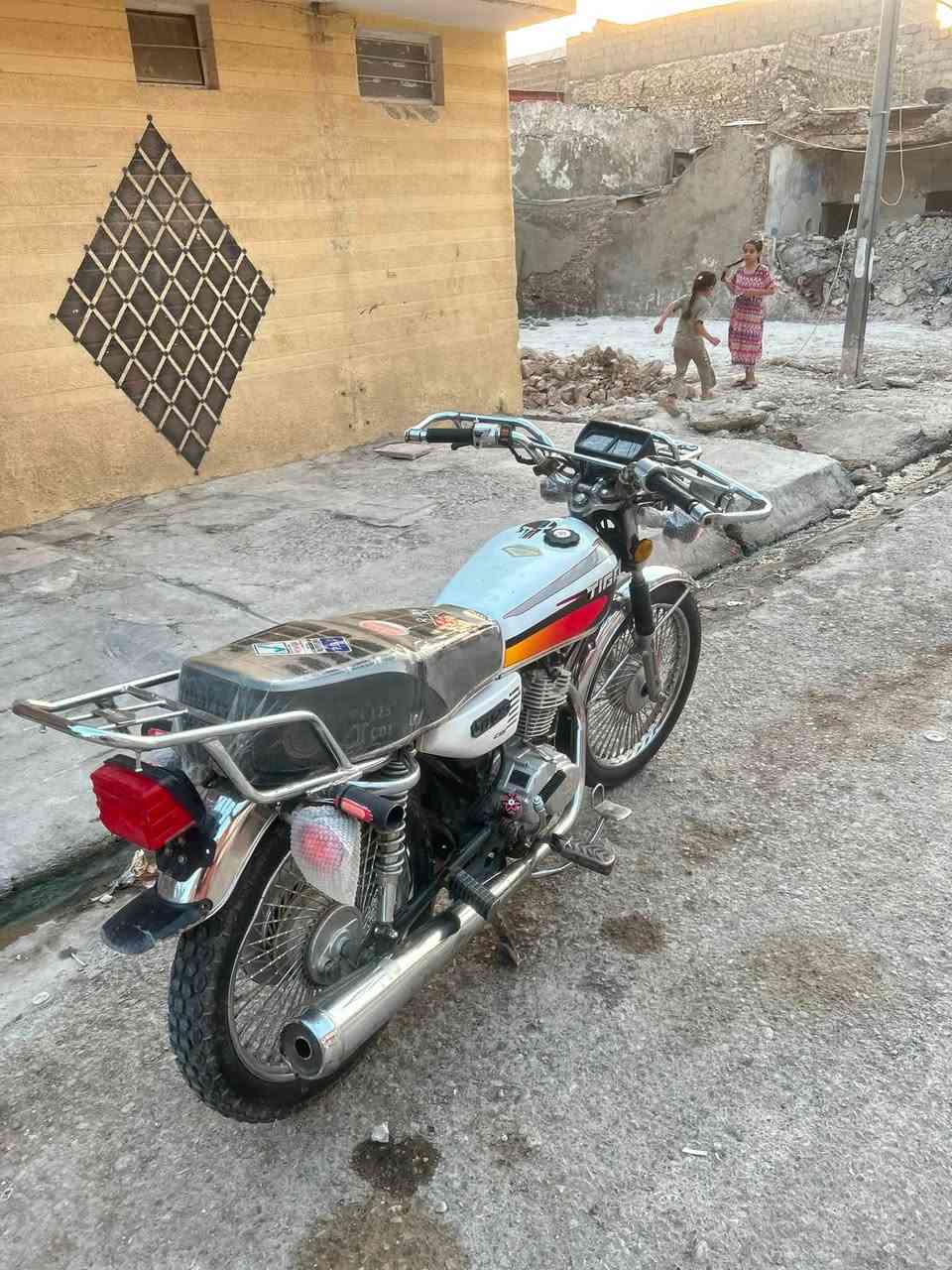 تايكر 2020 نضافه كدام العين ما يعوزه شي كامل من كلشي الدراجه شرط لا صرف وله نفخ  الدراجه ما مفتوحه مكاني موصل للتواصل والاستفسار الرقم ***********
