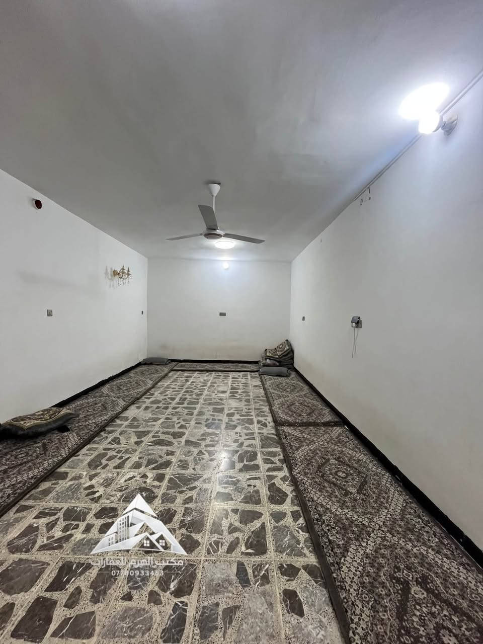 🏡 بيت ركن للبيع – حي الجبيرية الثانية
📍 موقع راقٍ جداً في بداية المنطقة، قرب عصار ناجي.

📐 المساحة: 430 م²
🛏️ غرف النوم: 5
📏 الواجهة: 25 متر
🛣️ الشارع: 15 متر
✅ قطعة جانبية: 80 م² بجانب البيت

فرصة مميزة لمن يبحث عن موقع ممتاز ومساحة واسعة.

📞 للاستفسار: غيث
☎️ ***********
☎️ ***********

📍 مكتب الهرم للعقارات – الضباط الثانية، مقابل شارع 2000

