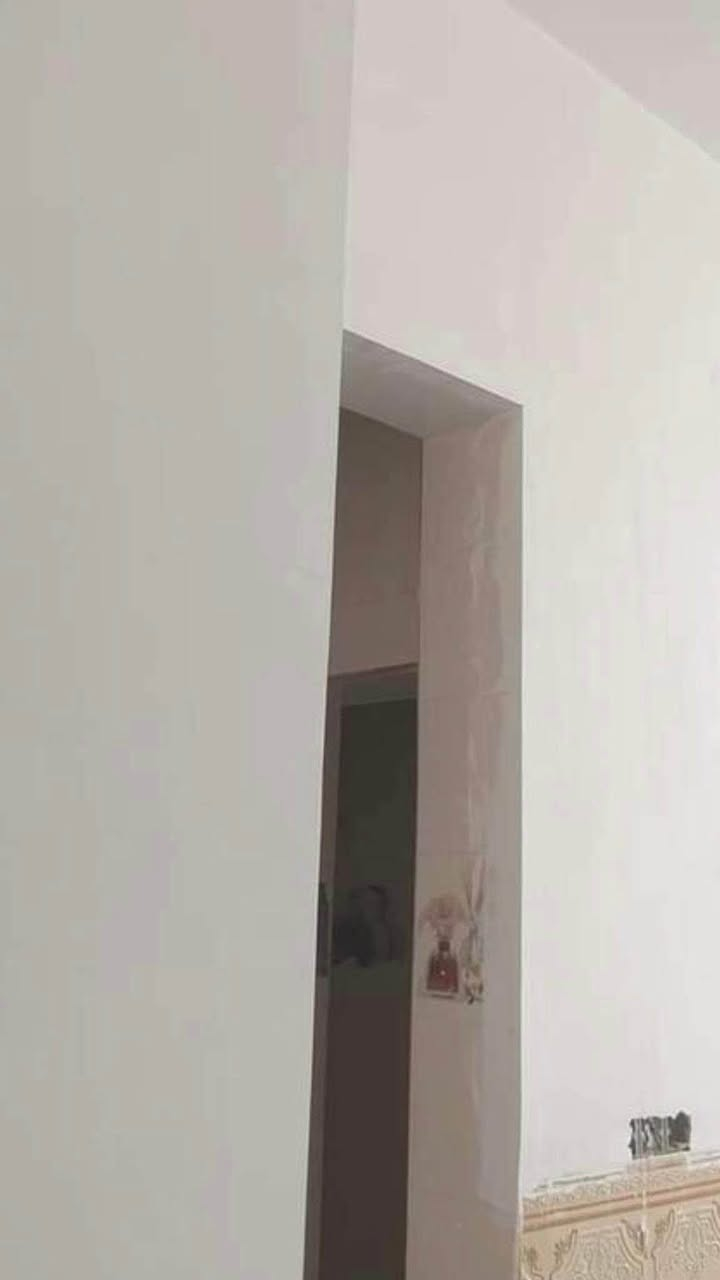 السلام عليكم تم اكمال بيت الاخ والحبيبي ابوعلي  يارب يكون عليك بيت السعد وايت الرزق 

كادر جص وبورك عدد الخلفات 4 بشراف ابو كرار  وابو جعفر شغل درجه اوله مثل ما واضح بل تصوير تسليم مهندس  
***********
***********

