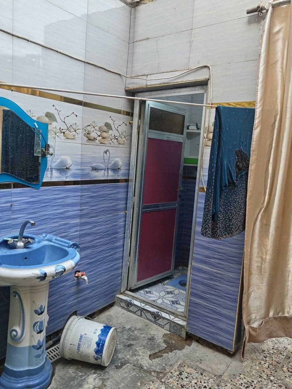 مشتمل للبيع طابقين ترميم حديث المساحة ٦٥متر الواجهة ٣وربع والنزال ٢٠ المكان حي اور الشعب مقابيل حسينية المصطفى السعر ١٣٥وبي مجال للتواصل ***********
